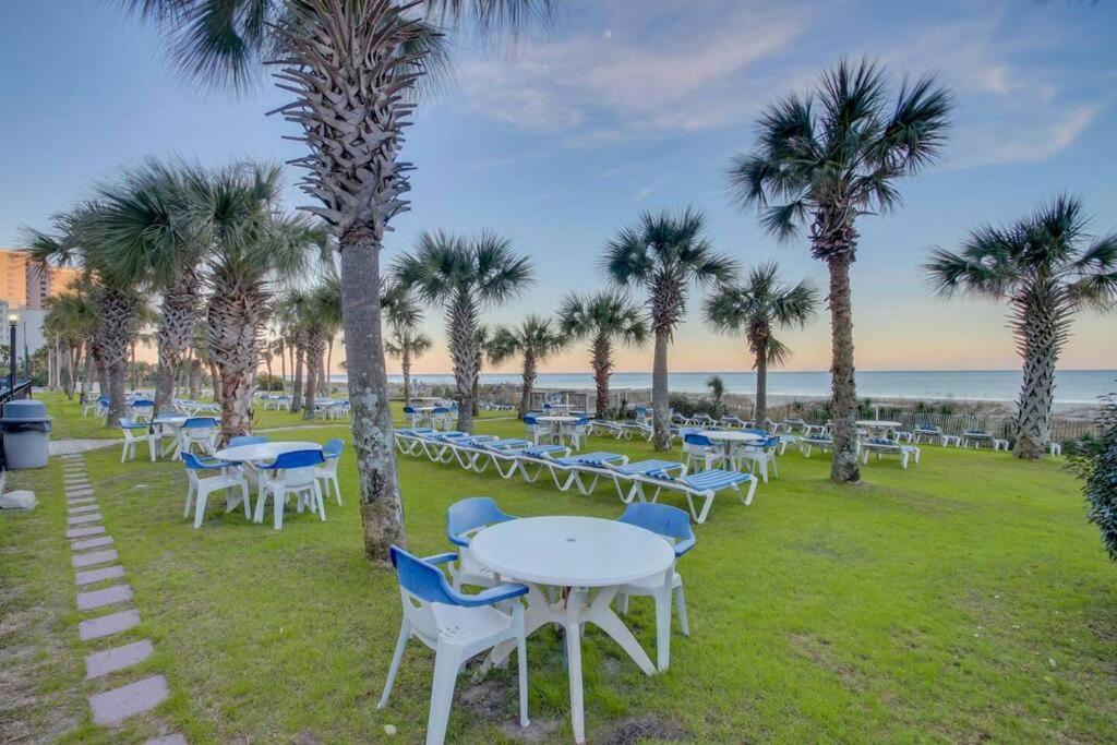 Apartment Ready Set And Relax, Oceanfront W Jetted Tub! B 1134